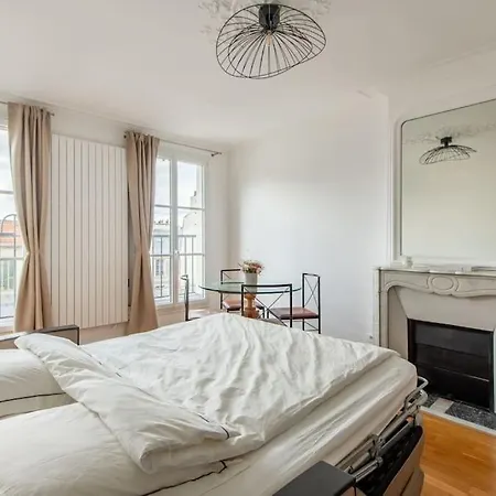 Апартаменты One Bedroom Flat Close To Marais & Bastille
